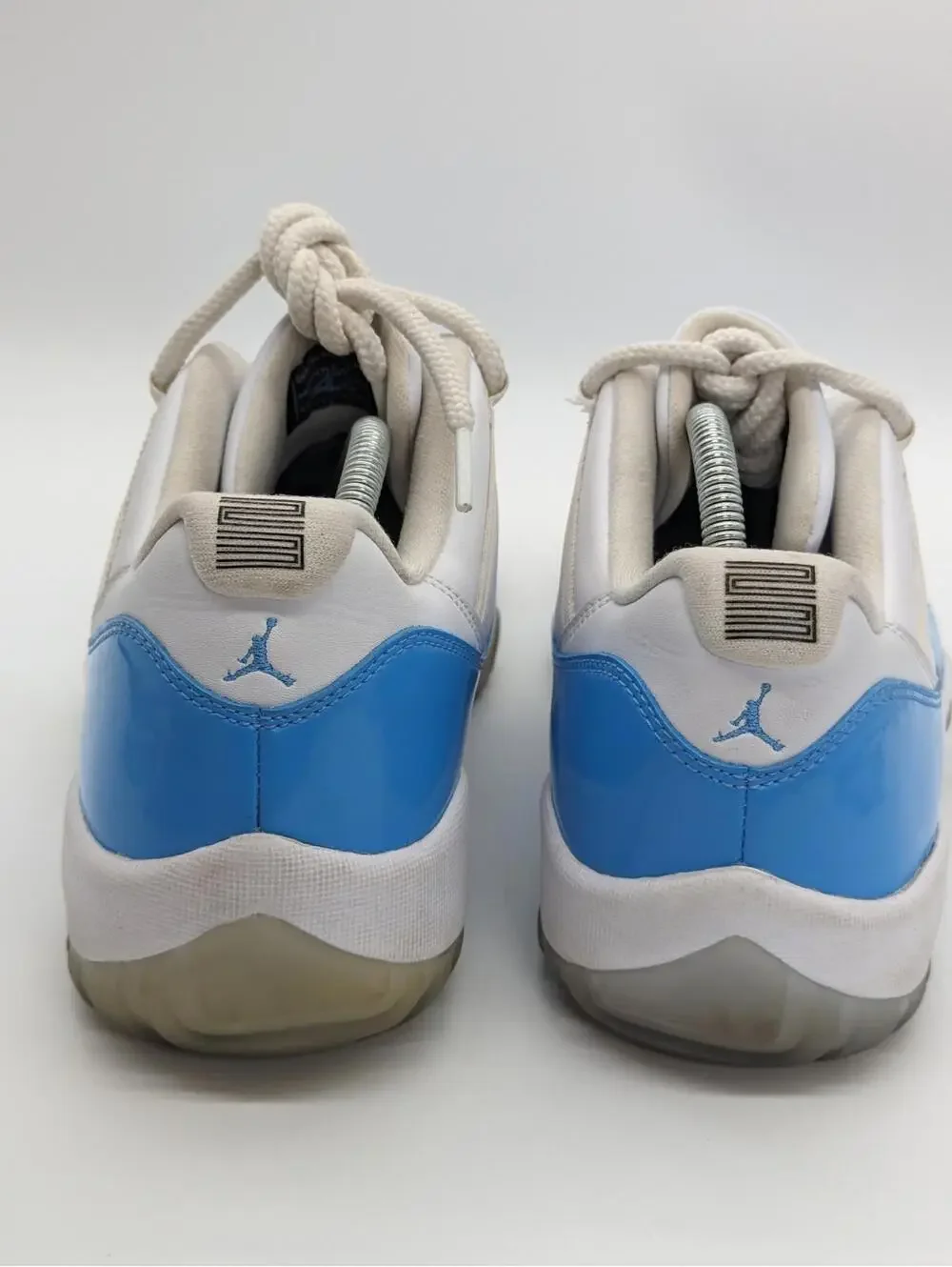 Mens Size 11.5 Air Jordan 11 Retro Low UNC 528895-106 Blue White Sneakers Shoes